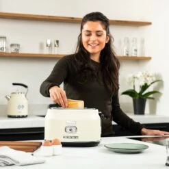 Westinghouse Retro Waterkoker + Broodrooster 2 Sleuven + Staafmixer - Wit -Keukenwinkel 1200x1200 181