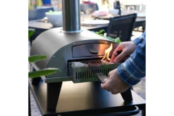 ZiiPa Pizza Oven Piana - Houtgestookt - Met Thermometer - Leisteen - Voor ø 30 Cm Pizza's - Roterende Pizzasteen -Keukenwinkel 159597