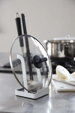 Yamazaki Lepelhouder Tower Wit 10 Yamazaki Lepelhouder Tower Wit -Keukenwinkel 2248 20WH 2013 1000x