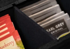 Sakura Tea Theedoos - Zwart - 6-vaks - Met Fluweel - 24 X 16 Cm -Keukenwinkel 5 detail 6 lang zwart 2