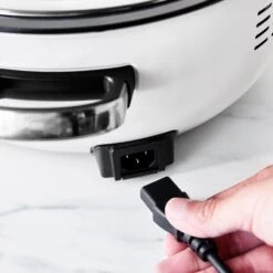 GreenPan Omnicooker - 5.7 Liter - Cream - Keramische Anti-baklaag 15 GreenPan Omnicooker - 5.7 Liter - Cream - Keramische Anti-baklaag -Keukenwinkel CC005288 001 CC005289 001 image8 feature5 b5e62739 964c 4efa a607 a333dc8ac442