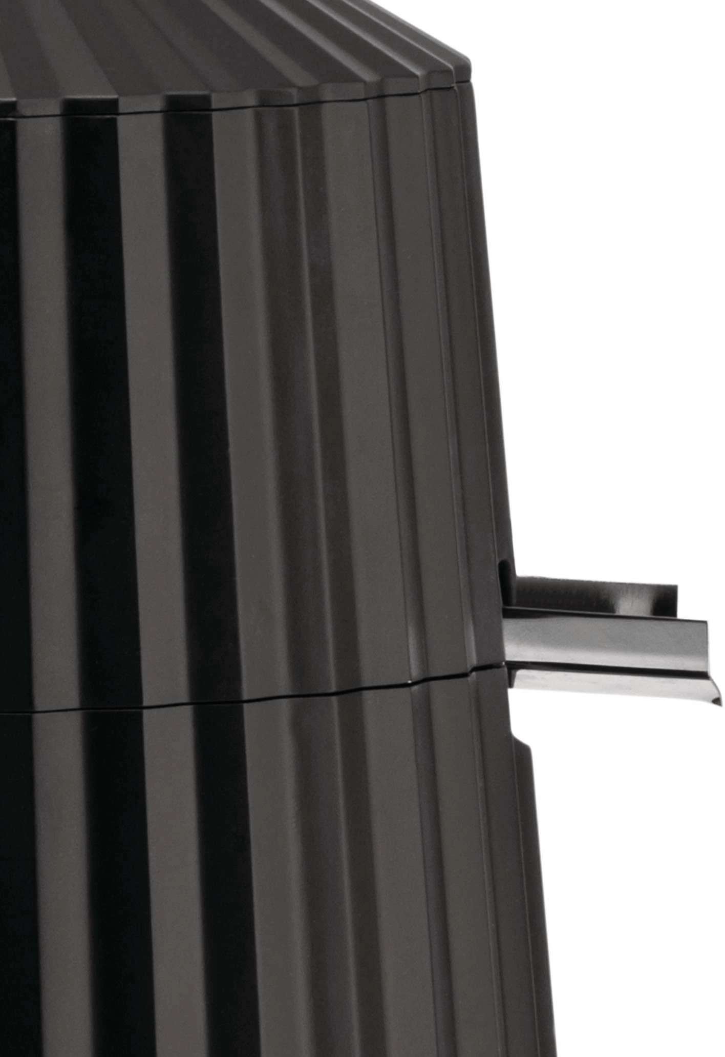 Alessi Citruspers Plissé - Elektrisch - Zwart - Michele De Lucchi - MDL07 B 6 Alessi Citruspers Plissé - Elektrisch - Zwart - Michele De Lucchi - MDL07 B - Afbeelding 4