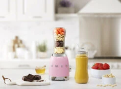 SMEG Smoothie Blender - Compact - Roze - 600 Ml - PBF01PKEU -Keukenwinkel WEB PBF01PKEU L01.jpg