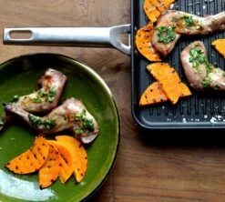 Valira Grillpan Aire - 23 X 23 Cm - Standaard Anti-aanbaklaag 13 Valira Grillpan Aire - 23 X 23 Cm - Standaard Anti-aanbaklaag -Keukenwinkel grillpansfeerfoto3