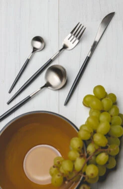 Jay Hill Bestekset - RVS - Zwart - 16-delig / 4 Personen 14 Jay Hill Bestekset - RVS - Zwart - 16-delig / 4 Personen -Keukenwinkel jay hill bestek rvs 1 1