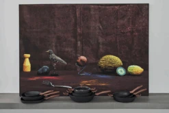 Sambonet Wokpan Rock 'n' Rose - Zwart - ø 32 Cm - Standaard Anti-aanbaklaag 8 Sambonet Wokpan Rock 'n' Rose - Zwart - ø 32 Cm - Standaard Anti-aanbaklaag -Keukenwinkel sambonet rock n rose sfeer10 1