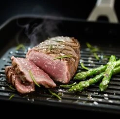 Valira Grillpan Aire - 23 X 23 Cm - Standaard Anti-aanbaklaag 9 Valira Grillpan Aire - 23 X 23 Cm - Standaard Anti-aanbaklaag -Keukenwinkel valiragrillpan28x283 1